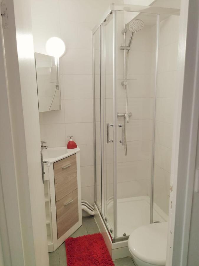 Suite Athena - Melun Gare Rer - Studio Avec Balcon Et Parking Εξωτερικό φωτογραφία
