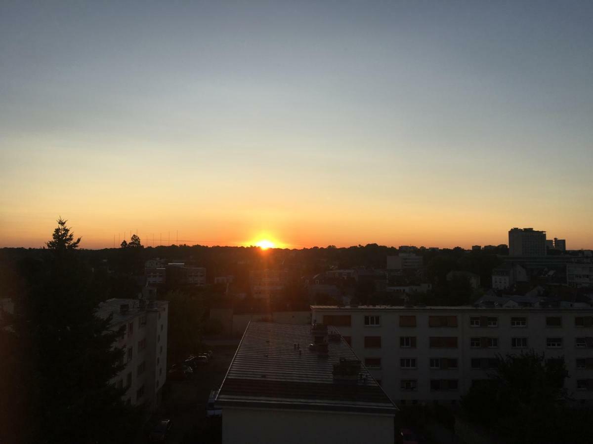 Suite Athena - Melun Gare Rer - Studio Avec Balcon Et Parking Εξωτερικό φωτογραφία